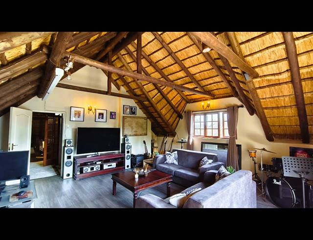 5 BEDROOM HOUSE FOR SALE IN BRENTWOOD PARK